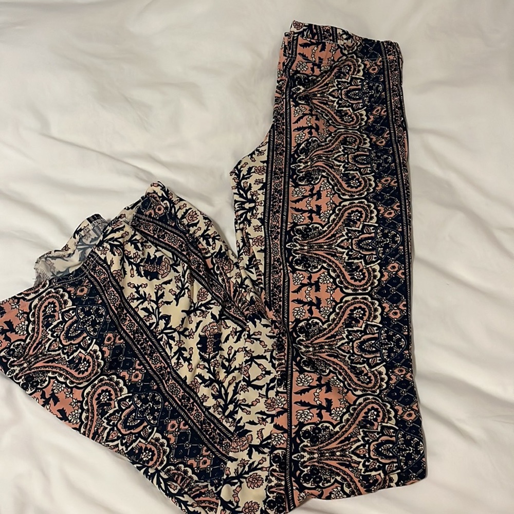 Patterned flare pants